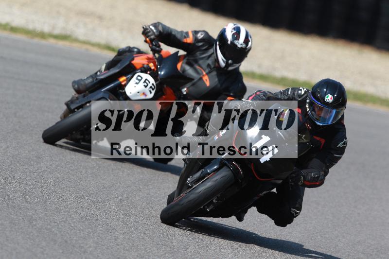 /Archiv-2022/12 22.04.2022 Discover the Bike ADR/Race 3/14